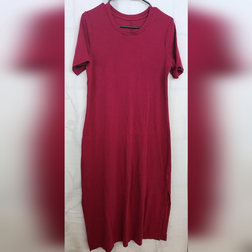 Pre-loved A New Day Rib-Knit Midi Dress